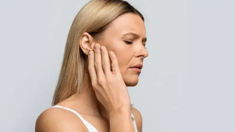Przewianie twarzy i dziąseł: jak rozpoznać i szybko złagodzić ból?