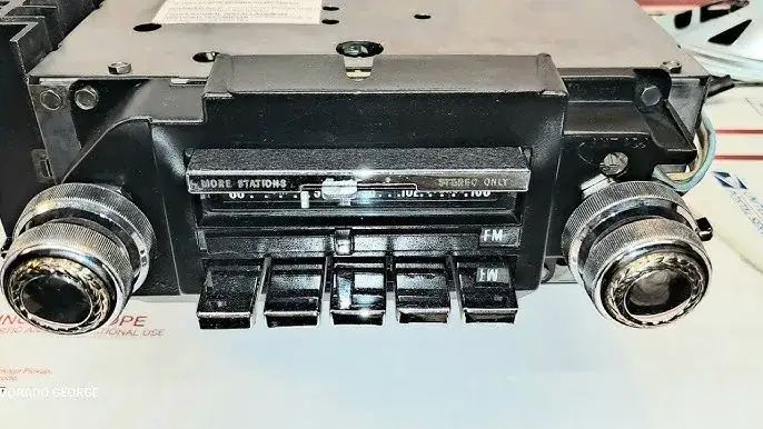 Jean-Michel Jarre: Jak "Oxygène" dotlenił muzykę elektroniczną w 1976?