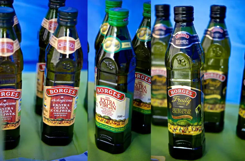 Jaka oliwa do sałatek? Odkryj najlepsze wybory dla zdrowia i smaku