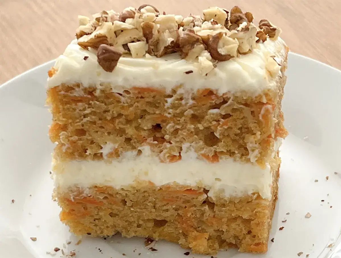 Przepis na pyszne ciasto marchewkowe z przyprawą Kamis – idealne i wilgotne