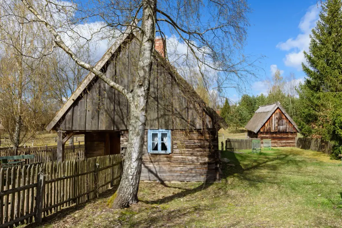 Wdzydze Kiszewskie: Najstarszy Skansen w Polsce co musisz wiedzieć?