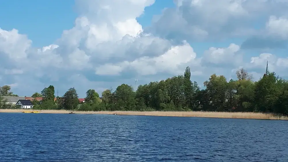 Jezioro Wilkowskie - piękne miejsce na wypoczynek i wędkowanie