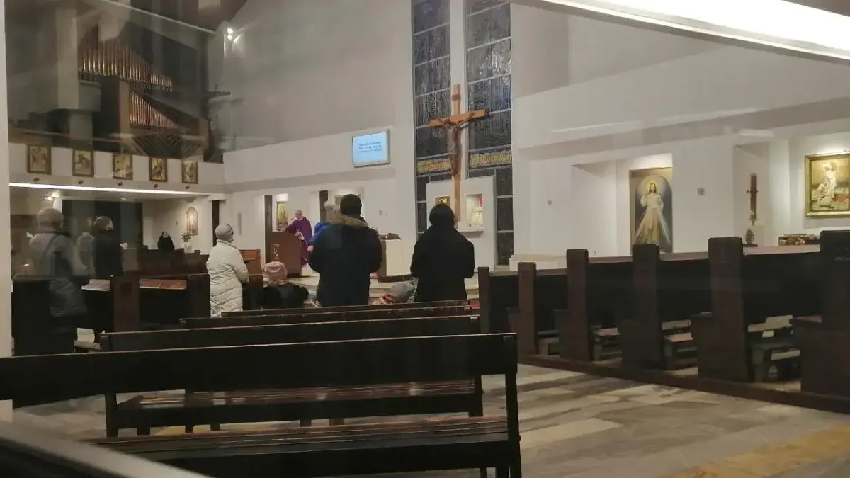 Gdzie na mszę Warszawa? Sprawdź najlepsze kościoły i godziny mszy