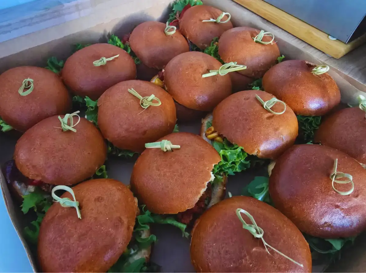 Milk Burger: Gdzie kupić? Sklepy, online, ceny i pomysły na deser