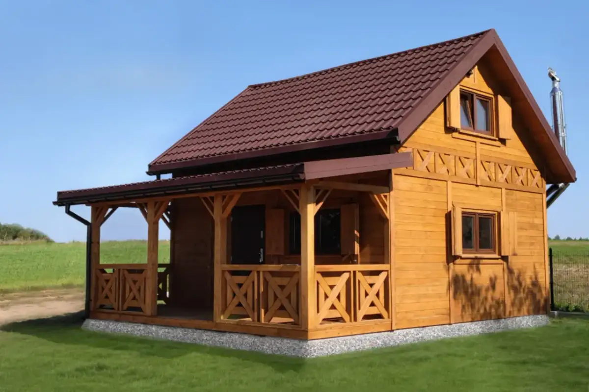 Dom drewniany czy murowany? Ekspert radzi: Co się opłaca?