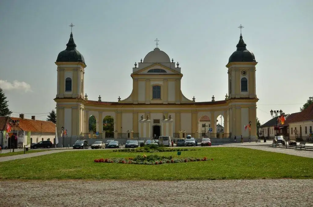 Tykocin atrakcje: Odkryj najpiękniejsze miejsca w miasteczku