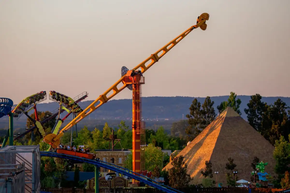 Energylandia: co jest w cenie biletu? Pełna lista atrakcji