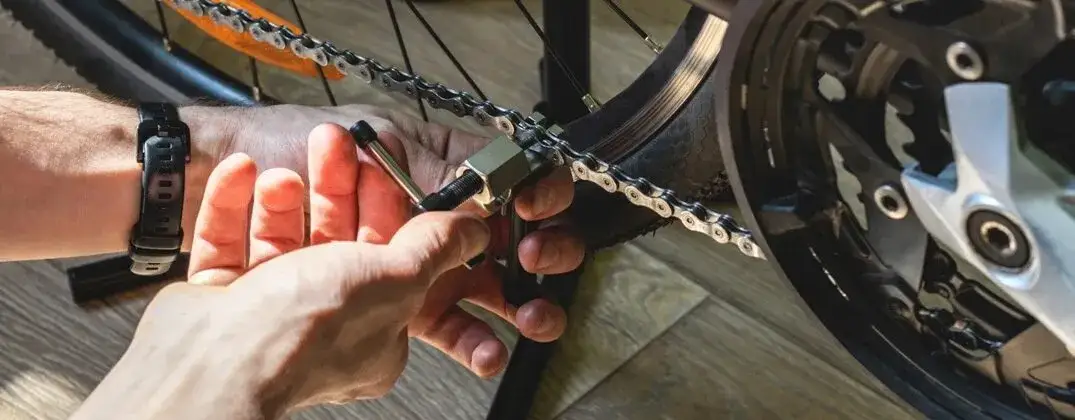 Jak wymienić łańcuch w rowerze - uniknij kosztownych błędów