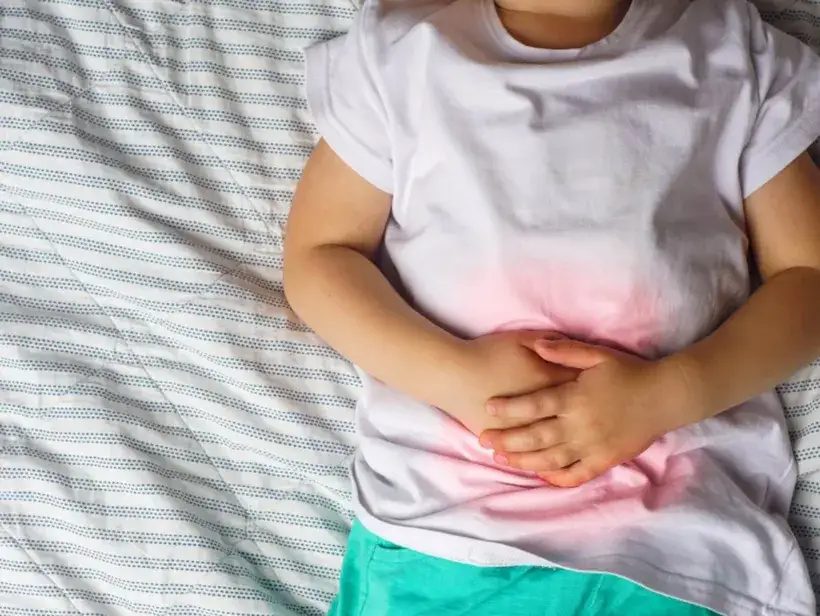 Zatrucie pokarmowe u niemowlaka objawy – jak je rozpoznać i reagować