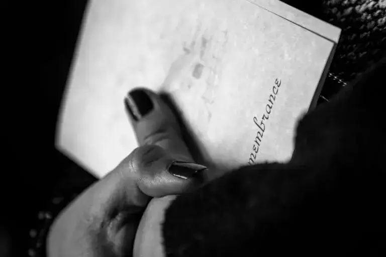 Jak sprawdzić datę pogrzebu w Poznaniu - ważne informacje dla bliskich