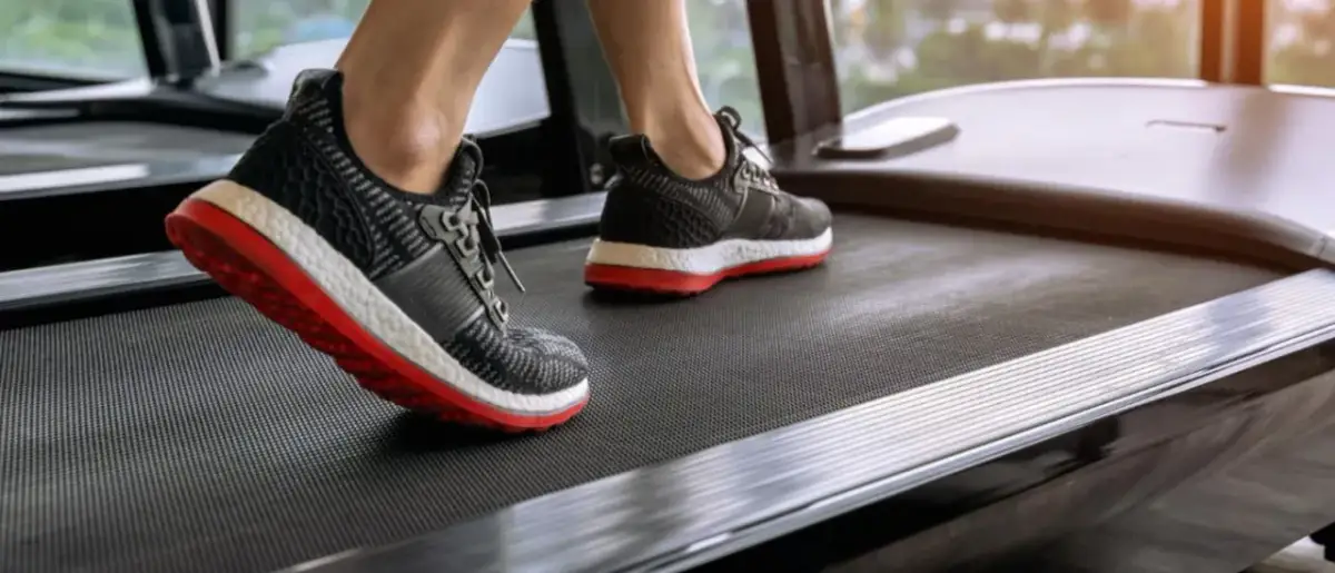 Czy warto kupić bieżnię do domu? Odkryj ukryte koszty i korzyści