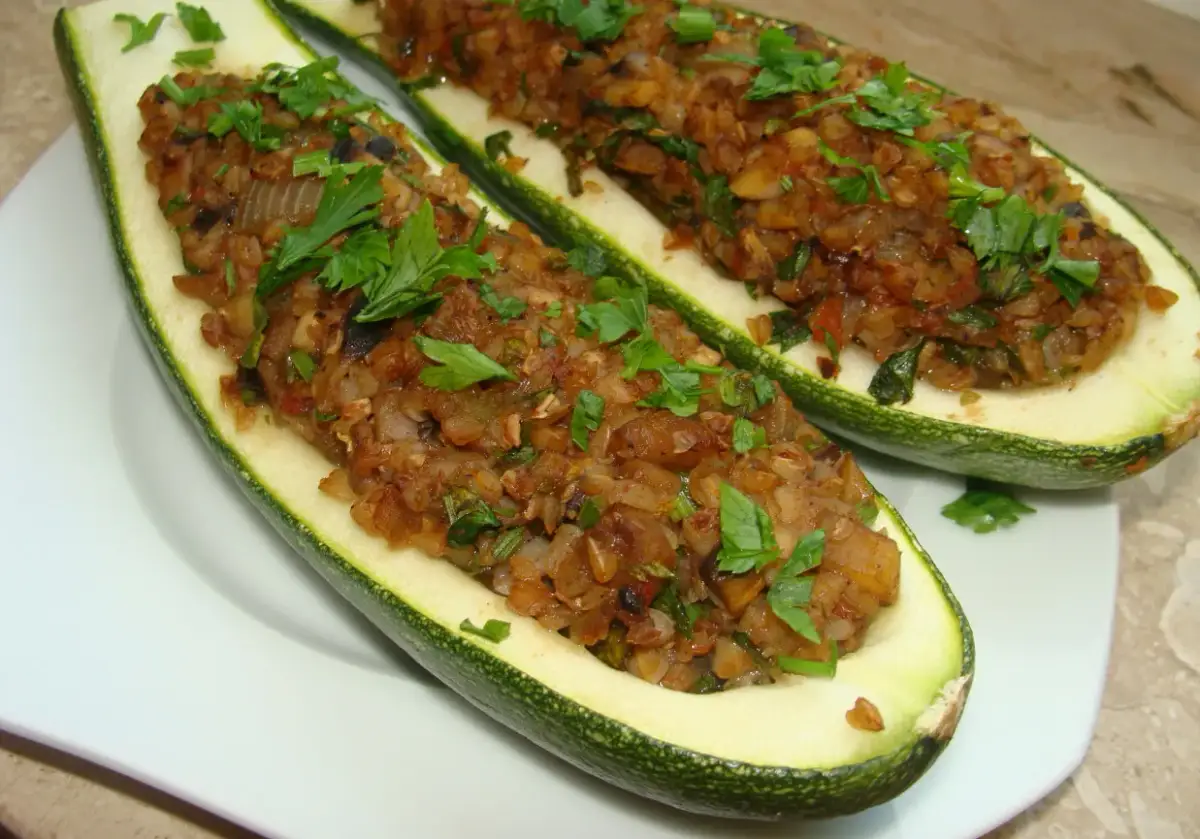 Czy cukinia jest dietetyczna? Wartości odżywcze, kalorie i przepisy dla zdrowia