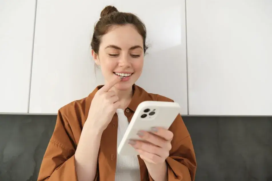 Jak czytać opinie o platformach rozrywkowych online i nie dać się zwieść recenzjom