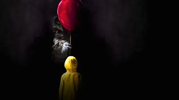 IT horror - przerażająca historia klauna Pennywise i jego ofiar