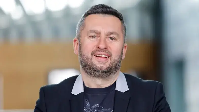 Ile zarabia prowadzący koło fortuny? Zaskakujące fakty o wynagrodzeniach