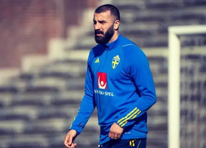 Mikael Ishak zarobki – ile naprawdę zarabia i jak wygląda jego kariera?