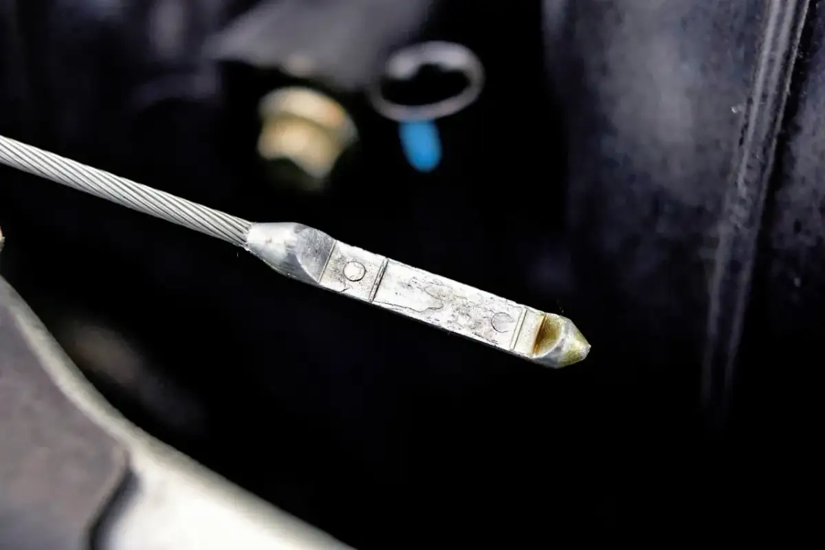 Jaki olej do Volvo V50 1.8 benzyna - najlepsze opcje i specyfikacje