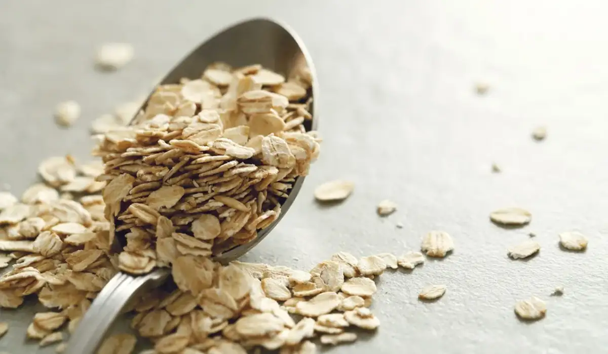 Wie viel Kalorien haben 50 g Haferflocken und was steckt noch drin?