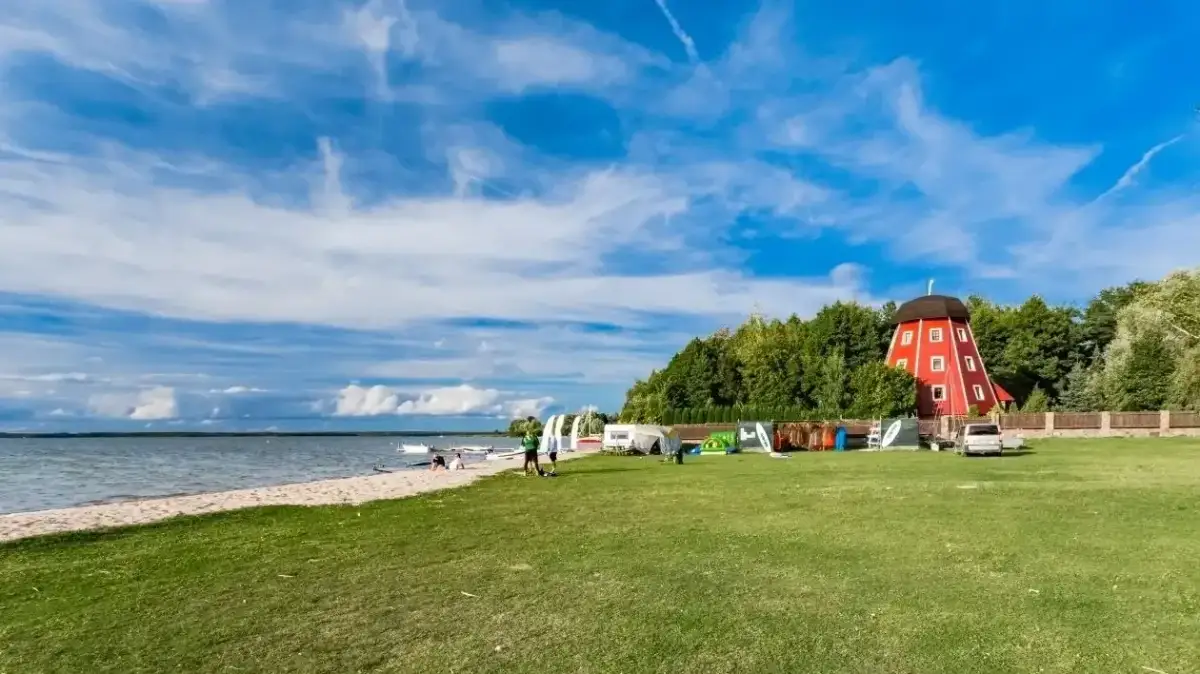 Nowe Guty atrakcje: Odkryj najlepsze miejsca dla rodzin i przygód