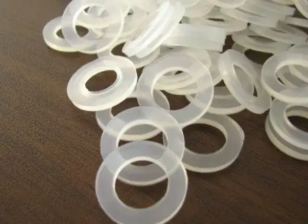 Jak zrobić uszczelkę z silikonu - proste kroki, aby uniknąć problemów