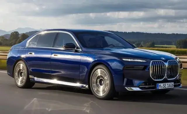 BMW M7 Cena: Ile Kosztuje Najpotężniejsza Seria 7 w Polsce?