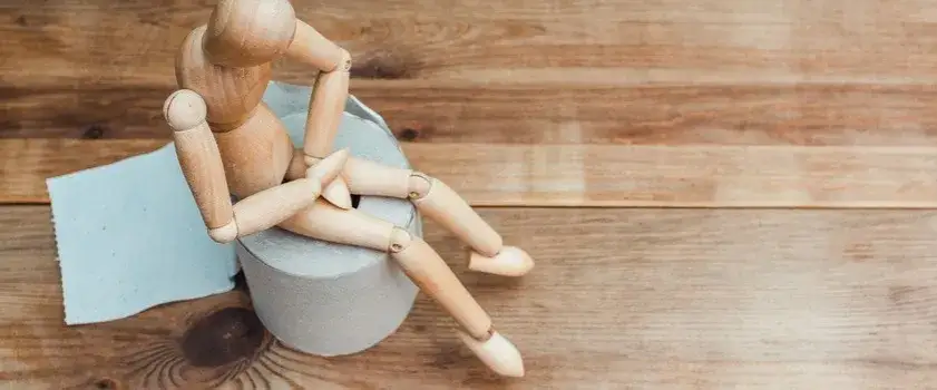 Bakterie w jelitach objawy: jak rozpoznać niebezpieczne symptomy