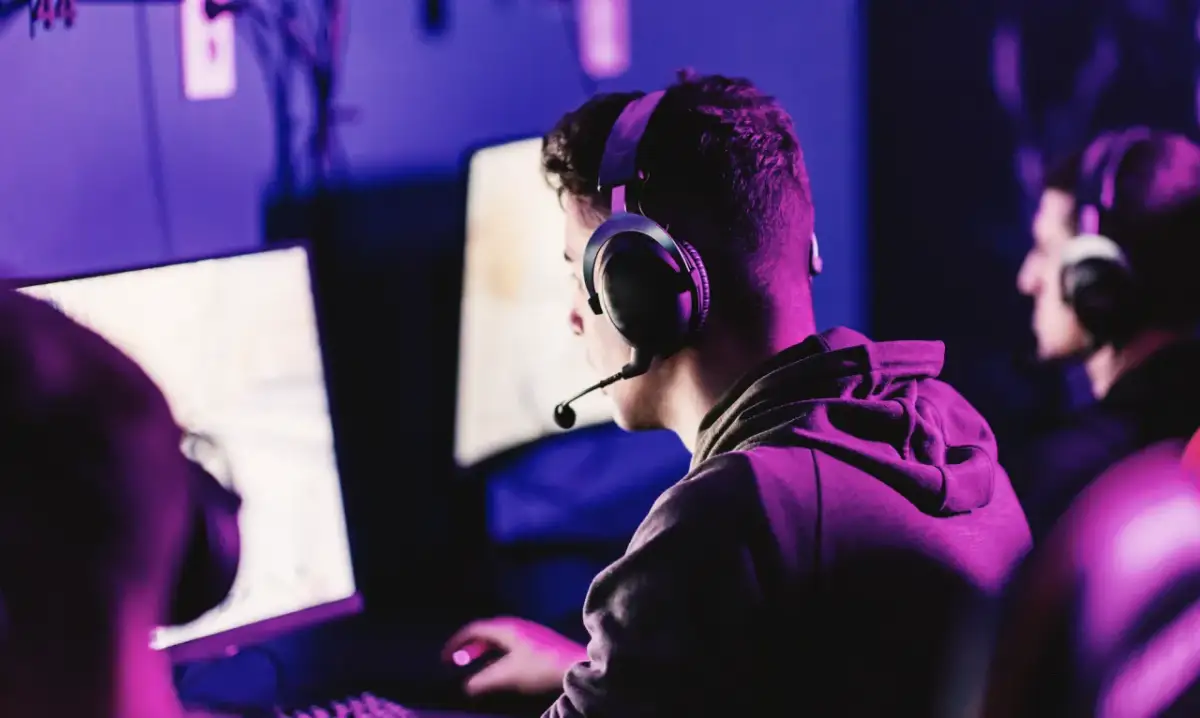 Bitwa o polskiego gracza czyli jak legalni operatorzy odpierają ofensywę szarej strefy