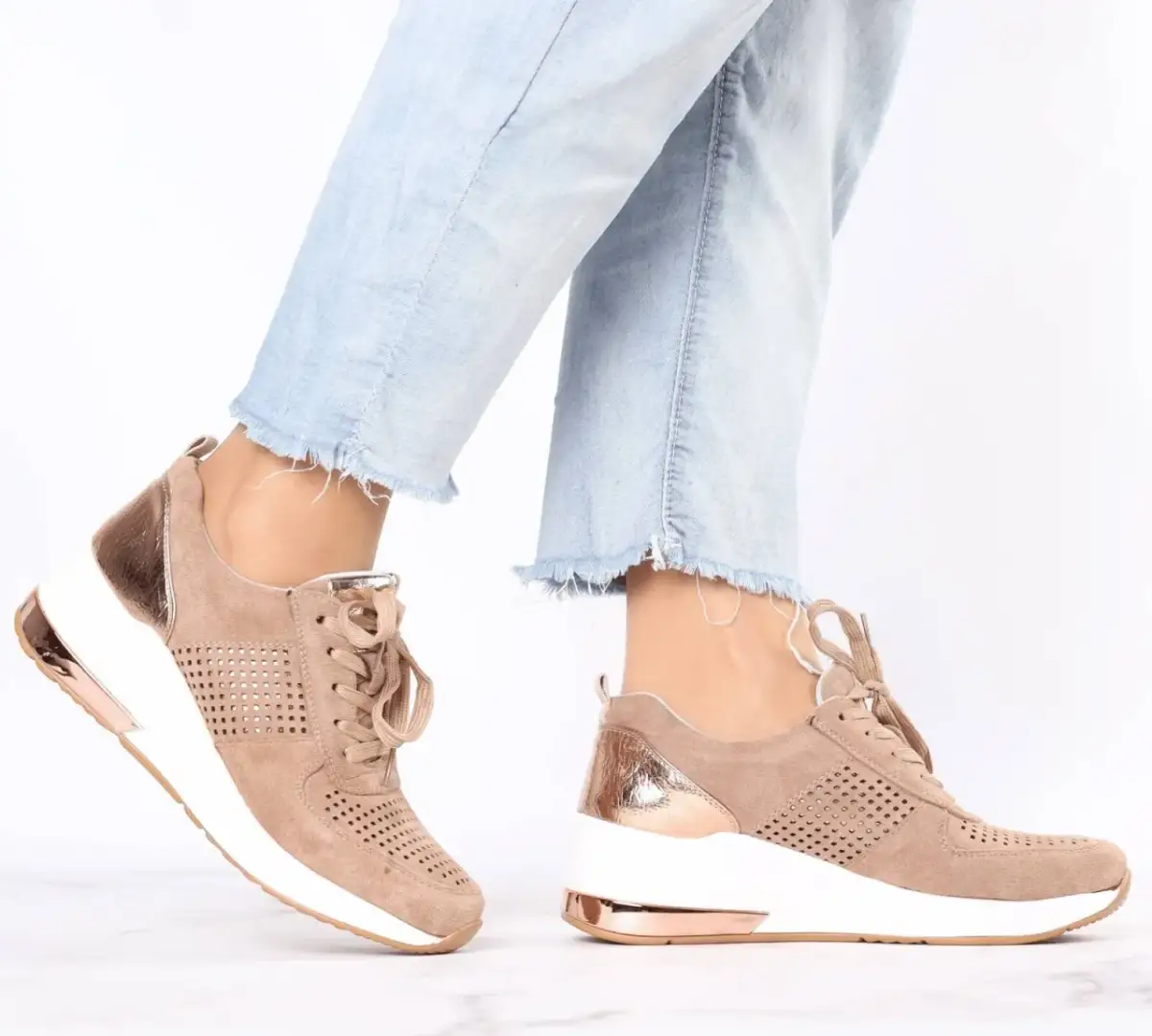 Eleganckie adidasy na każdą okazję – idealne stylizacje i trendy mody