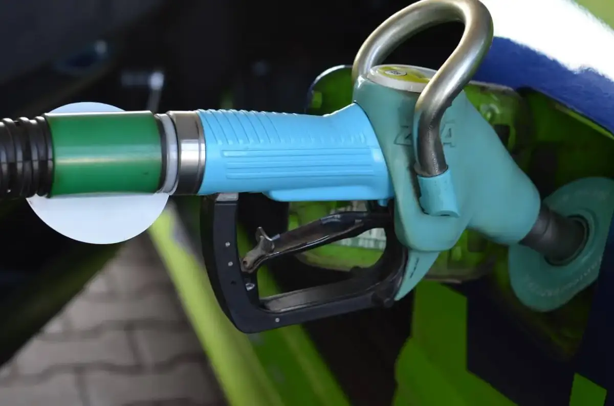 Ile pali diesel? Odkryj, jak zaoszczędzić na paliwie i uniknąć kosztów