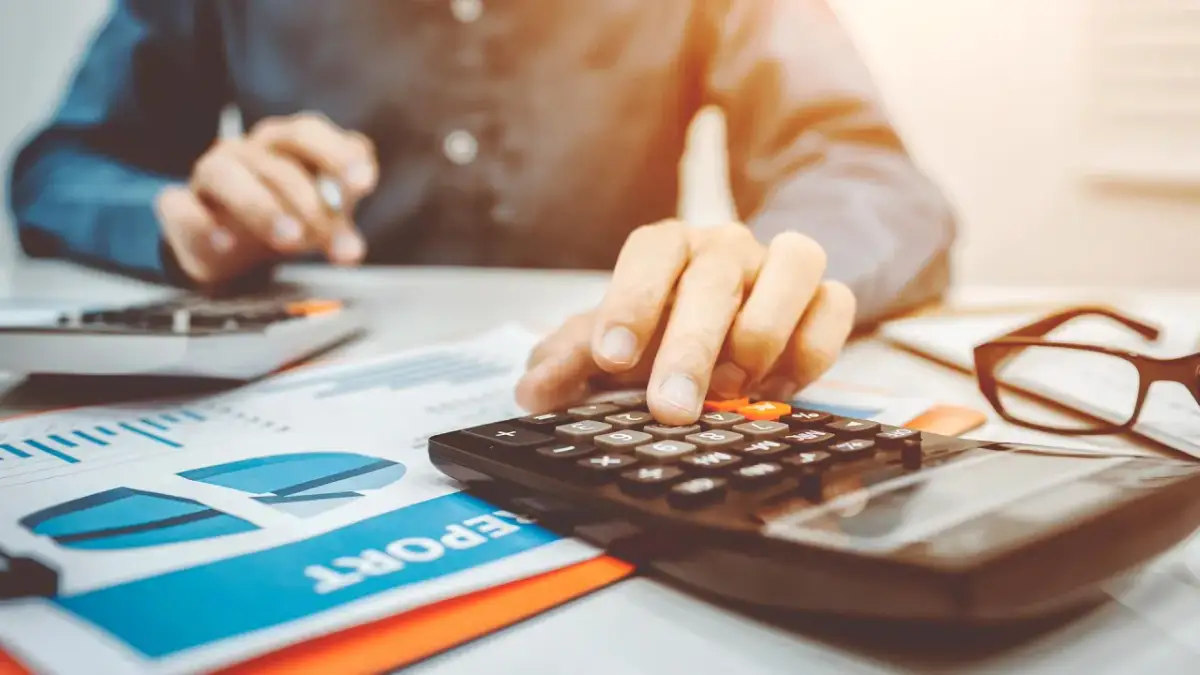 Fotowoltaika jak odliczyć - uniknij błędów i zyskaj na podatkach