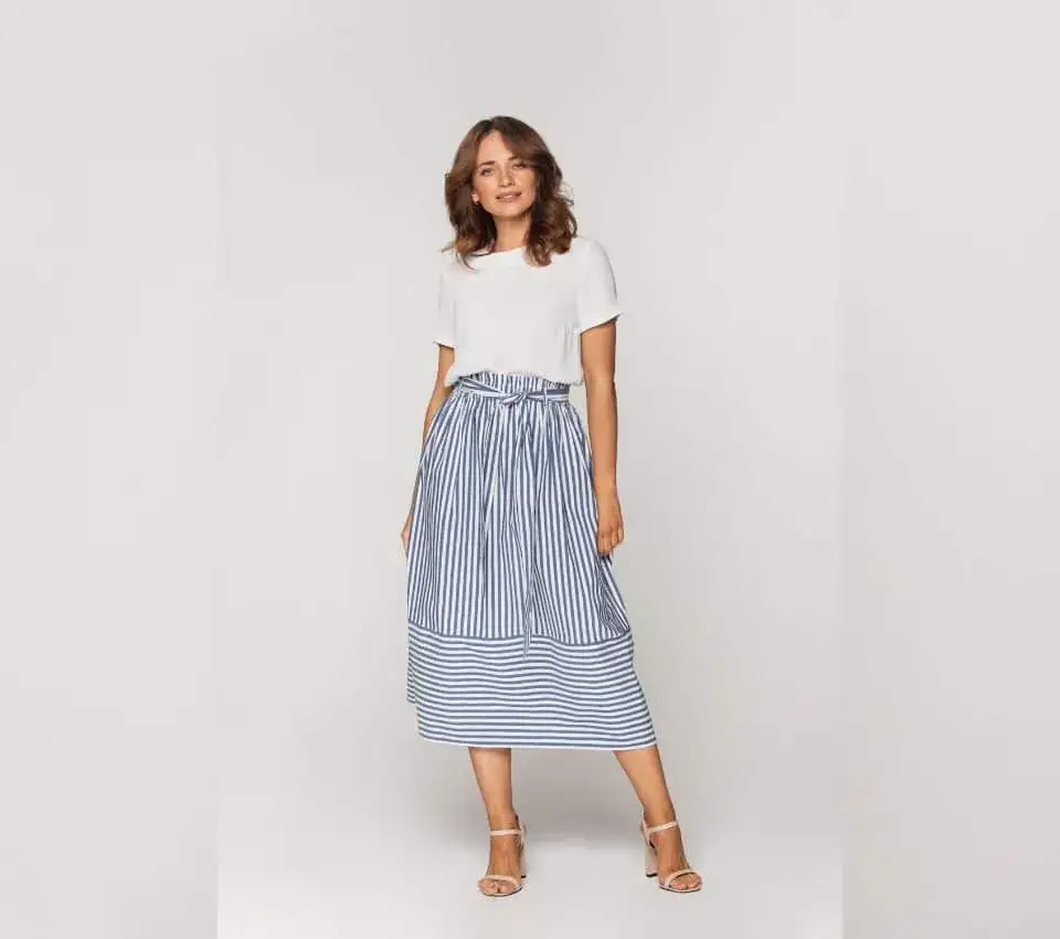 Jak nosić długie spódnice, aby wyglądać modnie i czuć się komfortowo