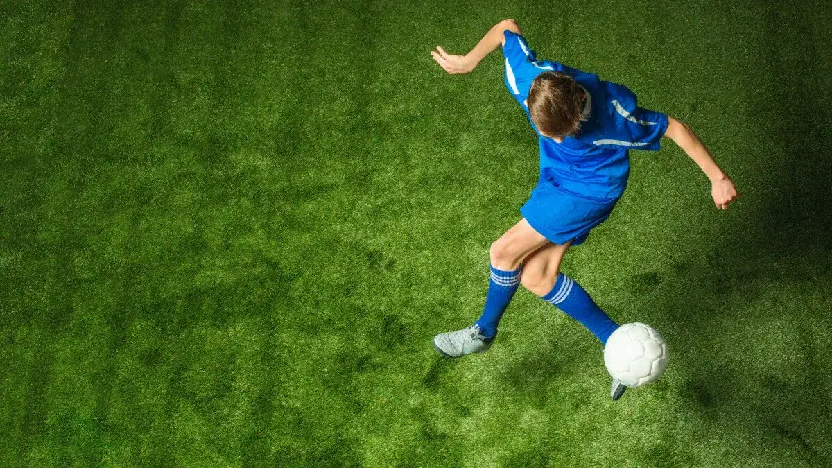 Jak zostać piłkarzem ekstraklasy - kluczowe kroki do sukcesu