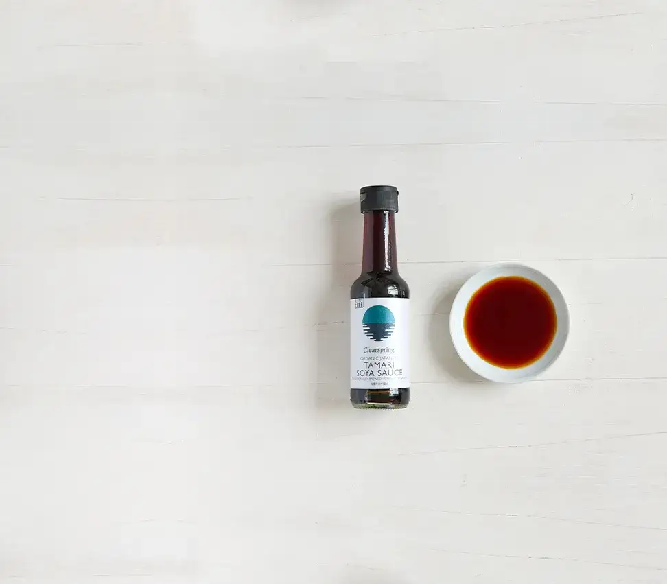 Z czego jest sos sojowy? Odkryj składniki i ich zastosowanie