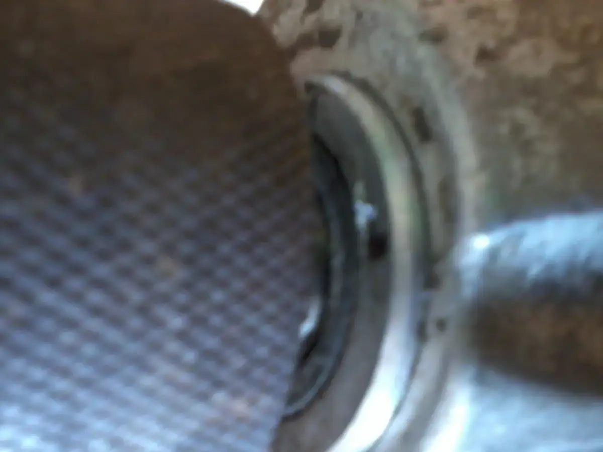 Jak zdjąć uchwyt z wiertarki Celma - uniknij problemów z demontażem