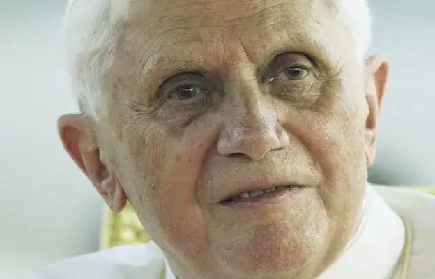 Czy wiara w Boga jest racjonalna? Zaskakujące argumenty i kontrowersje