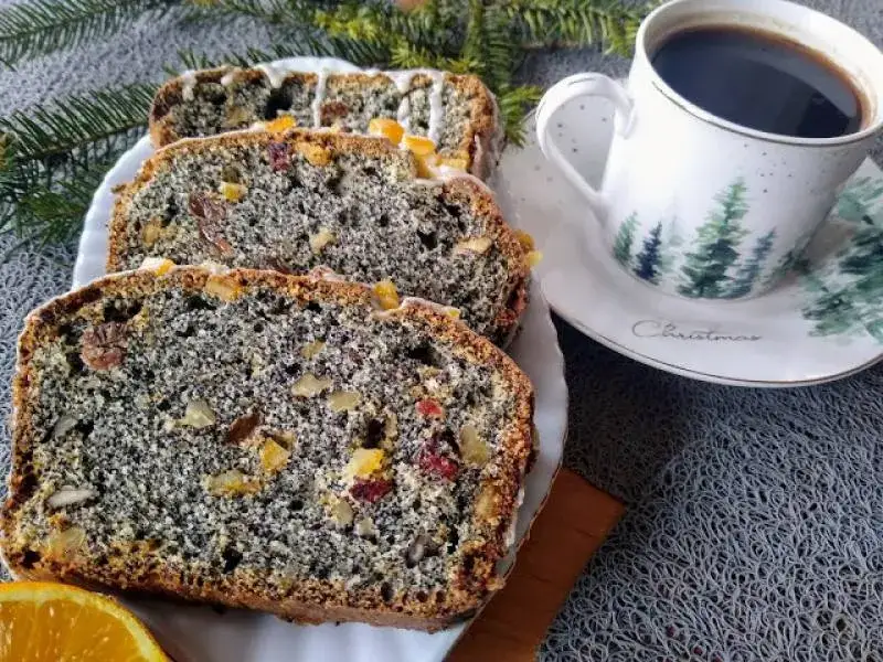 Najlepsze przepisy na ciasta z bakaliami – proste i wyjątkowe pomysły na każdą okazję