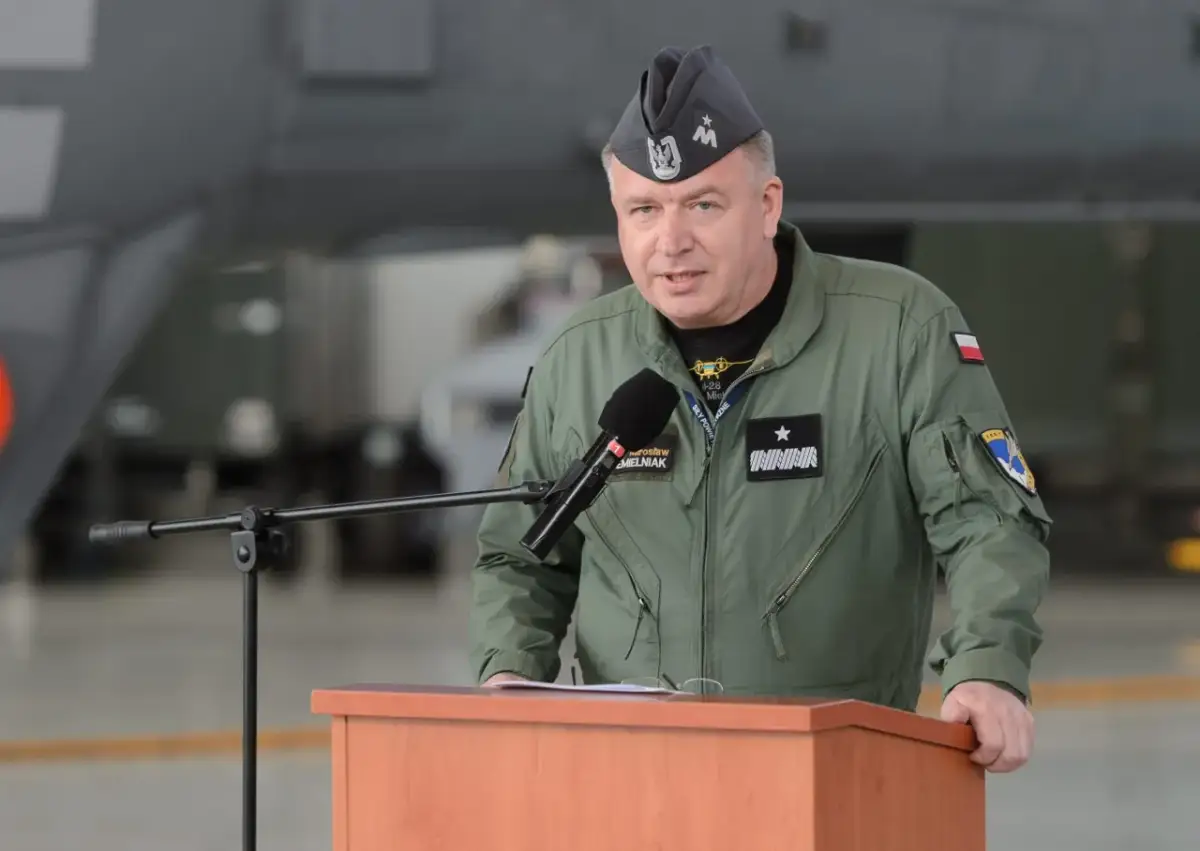 Mirosław Janusz Jemielniak: osiągnięcia generała w polskim lotnictwie
