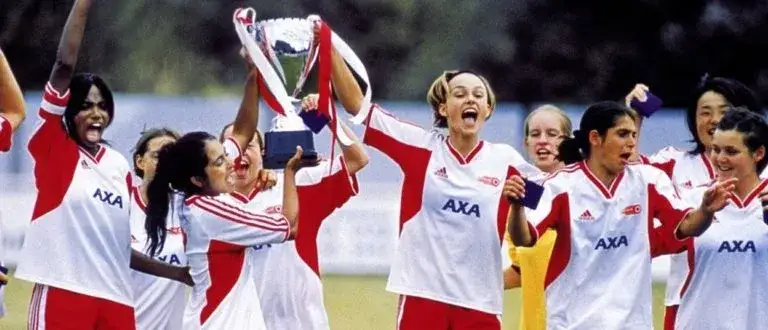 Najlepsze filmy o piłce nożnej dla dzieci, które zachwycą całą rodzinę