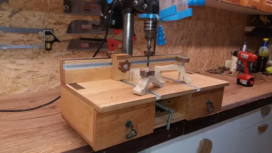 Jak zrobić stół do wiertarki stołowej - uniknij najczęstszych błędów