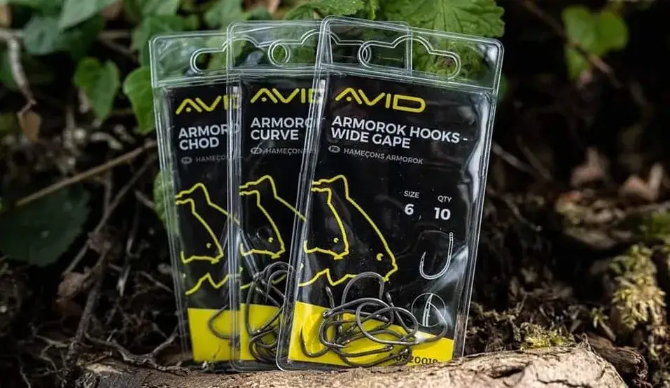 Jaki haczyk na karpia z gruntu? Wybierz najlepszy, by nie stracić ryby