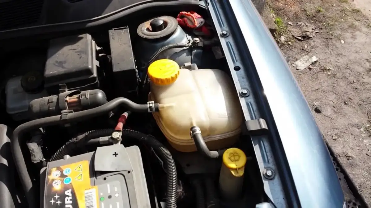 Ile płynu do chłodnicy potrzebuje Opel Vectra C 1.9? Sprawdź to!