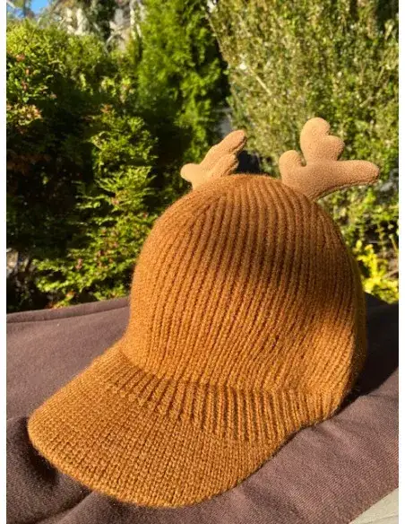 Gdzie kupić czapkę z daszkiem? Najlepsze sklepy i promocje czekają