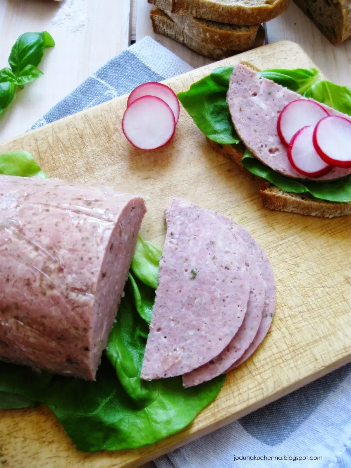 Najlepsze przyprawy do mielonki z szynkowara – jak uniknąć błędów i podkreślić smak