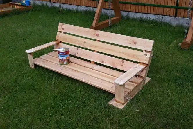 Jak zrobić bujak ogrodowy - proste kroki do wygodnego relaksu w ogrodzie