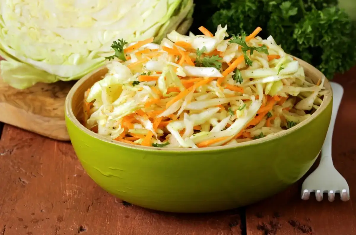 Sałatka jak z restauracji - proste przepisy na smakowite dania