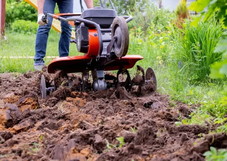 Jak prawidłowo dobrać olej do glebogryzarki spalinowej - kompletny poradnik