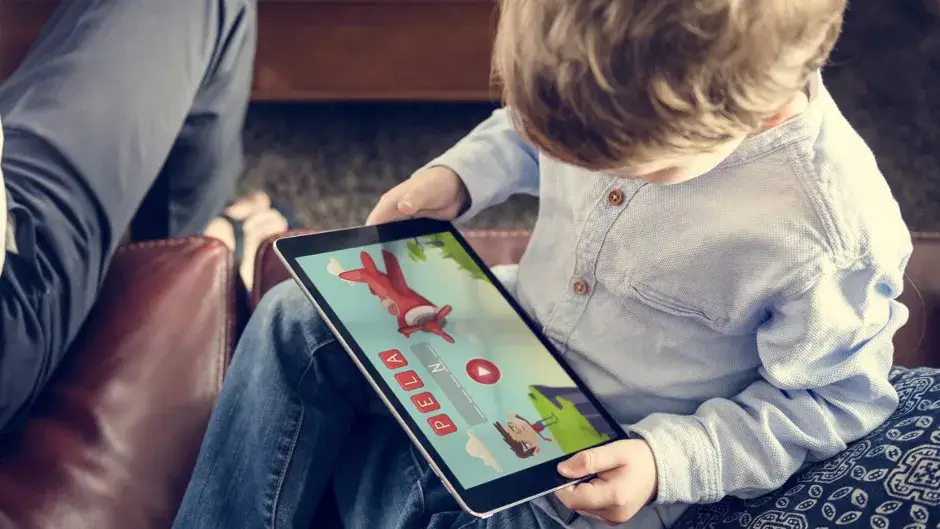 Jaki tablet dla 5 latka? Wybierz najlepszy model dla dziecka