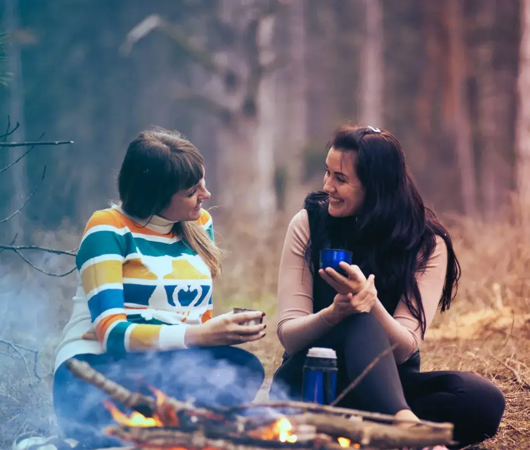 W co się ubrać na ognisko, aby czuć się komfortowo i stylowo