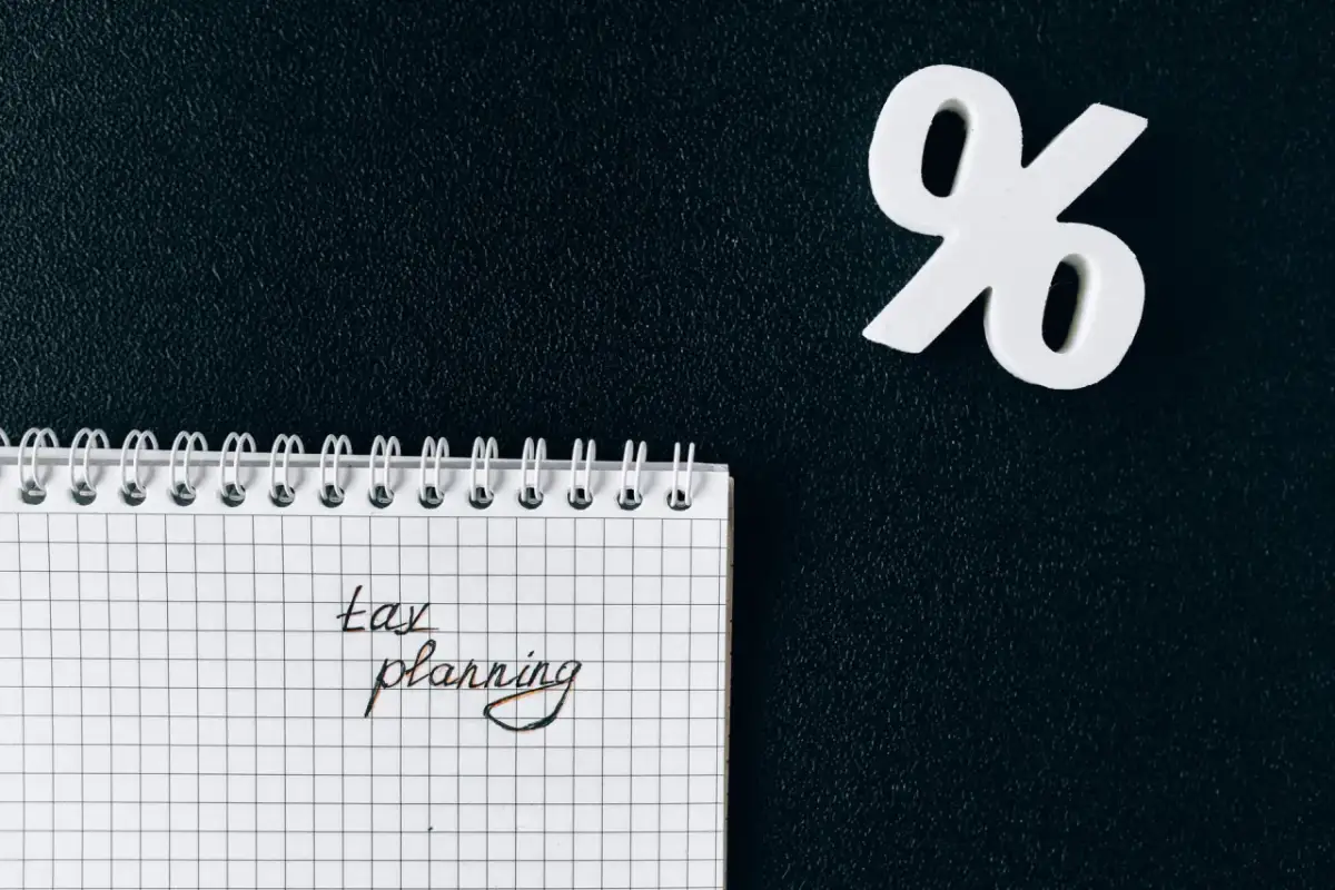 Sprzedaż nieruchomości a podzielona płatność – co musisz wiedzieć