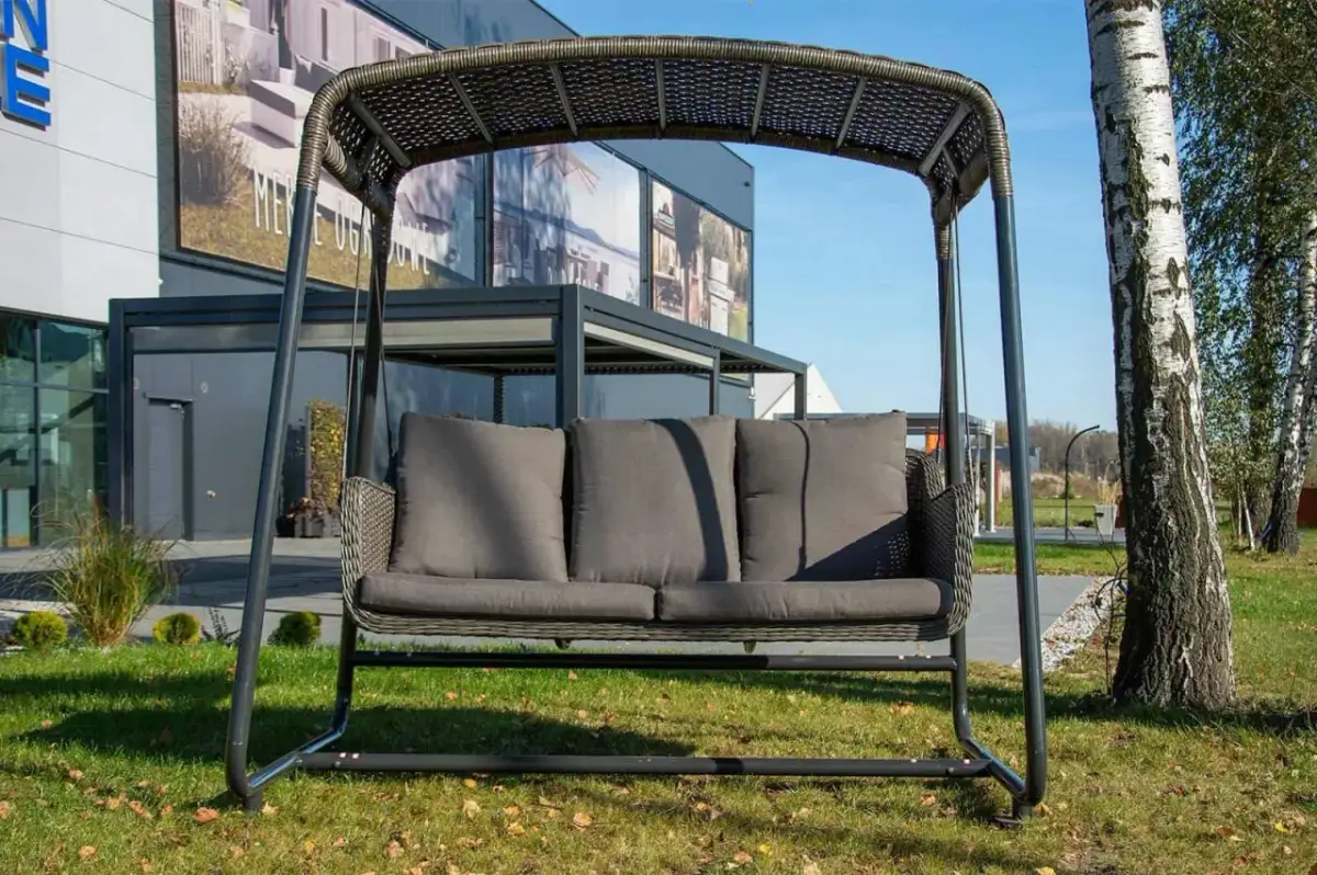 Ile kosztuje huśtawka ogrodowa? Ceny, czynniki wpływające na wybór